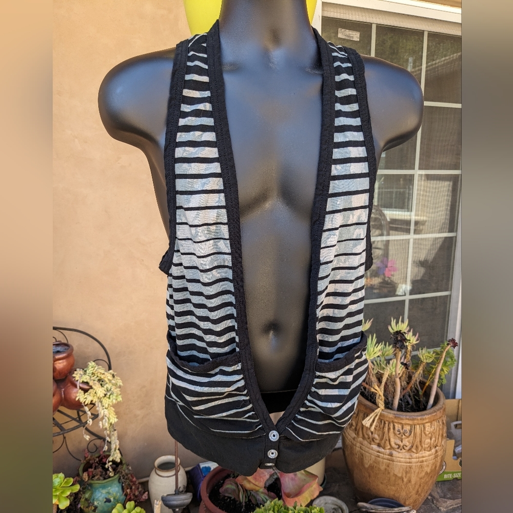 Roxy vest